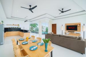 Selina - PROMO- Berawa - 3 BDR - Brand NEW Villa - HUGE Pool