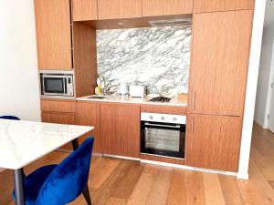 Sydney Hyde Park Gem 1 bedroom with City view and balcony