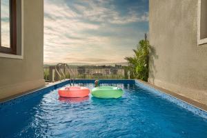 Ultra Luxe 3BR Pool Villa - Near Calangute with Scenic Field Views & Modern Interiors