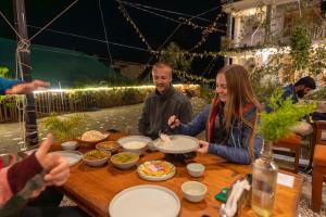 TLO - The Life Outdoor, Bir Billing