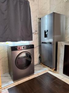 Homely Lodge And Apartments