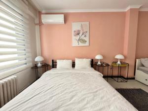 Charming Flat in Karaköy, 4 BR, 5AC, 2 BA, Lift