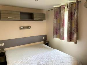 Camping 3 étoiles - Piscine - ccbccbe