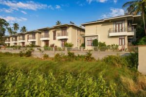 Ultra Luxe 3BR Pool Villa - Near Calangute with Scenic Field Views & Modern Interiors