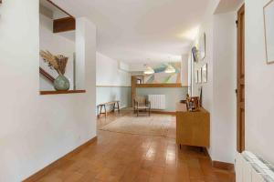 Beautiful air-conditioned house and heated pool