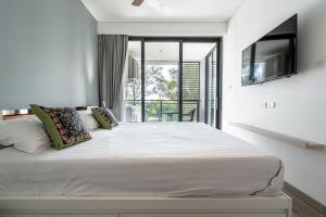 1Bdr in Cassia Residence Laguna