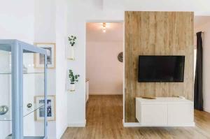 Apartments with Pool in Novi Vinodolski 39520