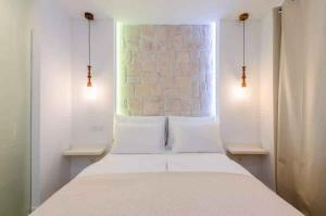 Apartments with Pool in Novi Vinodolski 39520