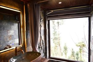 Bản Luốc Ecolodge