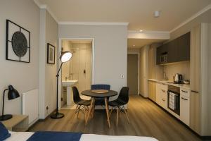 Menlyn Apartment - Studio