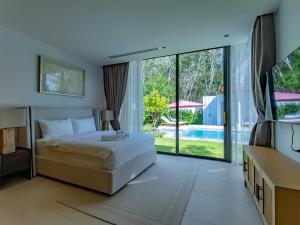 Luxury 4BR Pool Villa in Botanica - Villa Boa