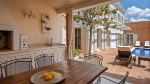 Villa Rafaelle with 3 bedrooms and pool in Porec