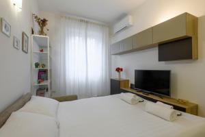 Masotto 27 Modern Two Room Apartment near Linate