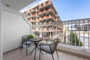 Free housekeeping visits during your stay - StayShort - Studio in Arjan Sleeps 4 with Amenities