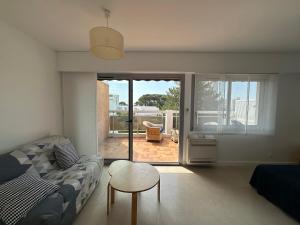 HYEDAV Studio climatisé pour 4 personnes à 50 m de la plage - Les Salins dHyères