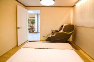 Seoul Core Stay - Central Seoul Spacious 3BR for 10 Free Parking Wine #명동 #이태원 10분 #국립박물관4분