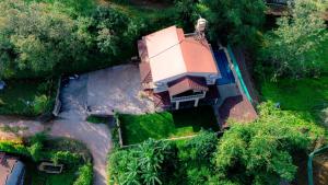 Fernstone 4BHK Pool Villa, Garden, BBQ, Home-Cook!