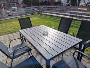 Sanbe Garden by Quokka 360 - Mountain apartment with garden in San Bernardino