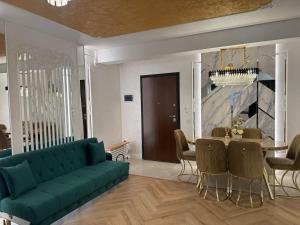 FancyLux Ultra-Exclusive Apartament