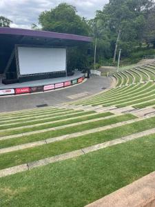 Inner City Gem next to St Andrews Hospital & Park