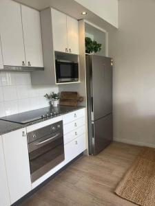 Inner City Gem next to St Andrews Hospital & Park