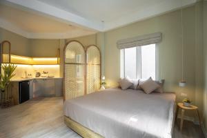 Casa Luna Lakeside Homestay