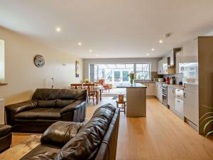 2 Bed in North Boarhunt 93638