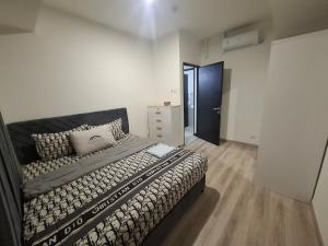 COMFORTSTAY- Citra Plaza Nagoya 2 BR #09-01