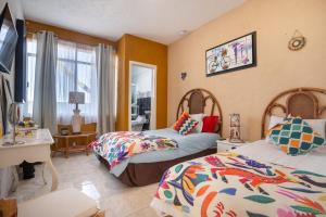 Villa with garden jacuzzi trampoline