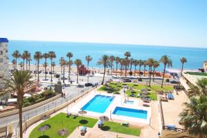 Benalmádena Beachfront, Piscina y Vistas al Mar
