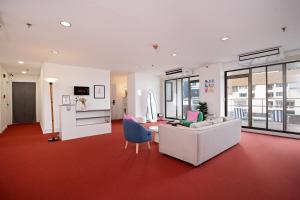 Stylish Twin BR w Ensuite Bath & Relaxing Tub BTB7