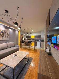 NAR Royalton Apartment #76