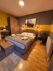 NAR Royalton Apartment #76