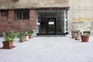 Little Urban Oasis 1BR Steps from Old Town