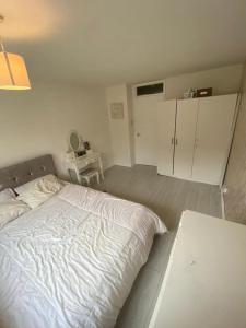 Docklands Apartment -Excel, o2 , Elizabeth Line