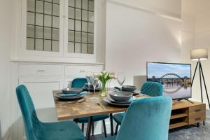 Brandon Grove Sleeps 6 Staycation City Break Stay