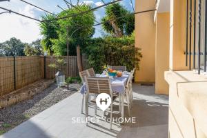 SELECTSOHOME - Joli T4 avec Jardin, Terrasse et Parking pour 6 personnes !- FOS-02