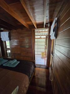 Peaceful Mountain Retreat in Ao Luek Tai