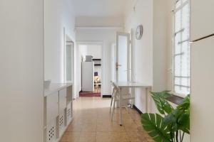 GuestHost - Porta Romana Lovely Apartment