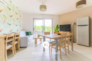 SELECTsoHOME - 3 Pièces avec Piscine, Parking et Plage à Pied - POS-36