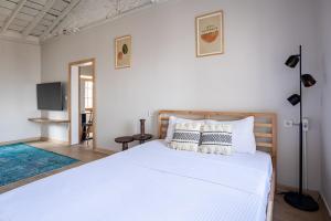 Modern Galata Studio Central AC