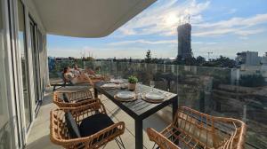 Costa Elliniko Pool & Beach Sea View DA1