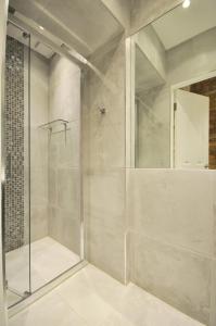 Stylish and Modern Studio located in the basement