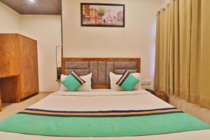 Hotel Golden Ramayan Elite Near Ram Temple With Free Parking & Wifi #Lift Available #Family Hotel #Best Hotel