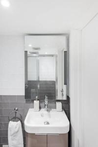 Bright and compact duplex Loft in Notting Hill