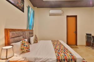 Hotel Golden Ramayan Elite Near Ram Temple With Free Parking & Wifi #Lift Available #Family Hotel #Best Hotel