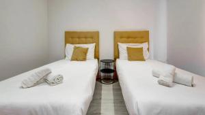 Shanti - a Luxury 3BR House with Rooftop Terrace