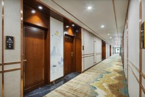 Rose Garden International Hotel