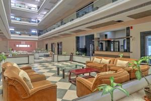 Super Townhouse Kakinada Nagamalli Thota Junction