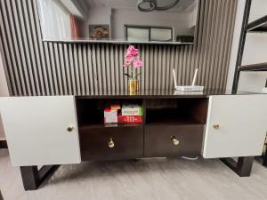 Lavington 1BR and Study in Valley Arcade with Gym and Pool